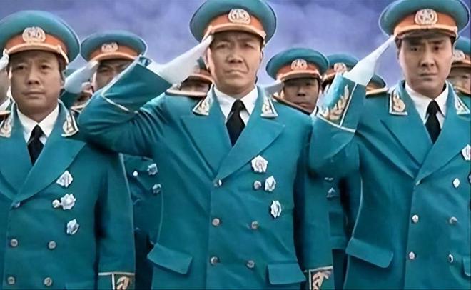 荣耀与责任（或同行）