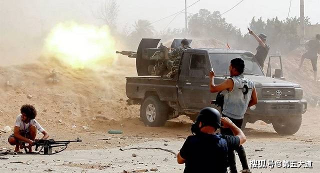 利比亚军事载，历史演变与现代挑战，利比亚军事演变与现代挑战，历史载途下的新挑战