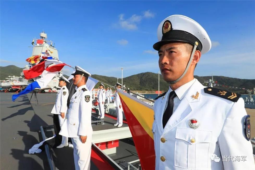 山东舰高清,中国海军新时代的骄傲,山东舰高清影像,中国海军新时代的荣耀