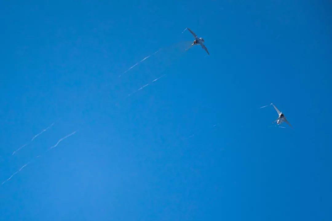 中国空军实力,世界第二的地位与未来发展展望,中国空军实力崛起,世界第二的地位与未来展望