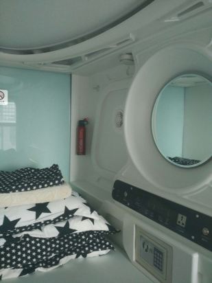 太空舱图片，探索宇宙的神秘之窗，太空舱图片，揭开宇宙神秘面纱的窗口