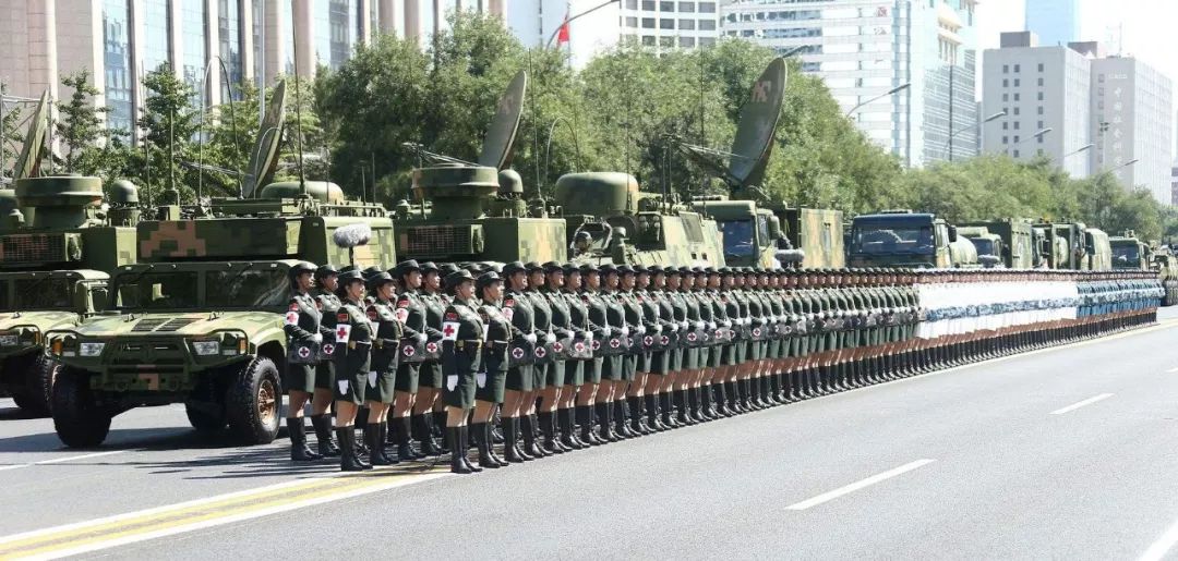 阅兵都有哪些方队,阅兵精彩瞬间,众多方队展示风采