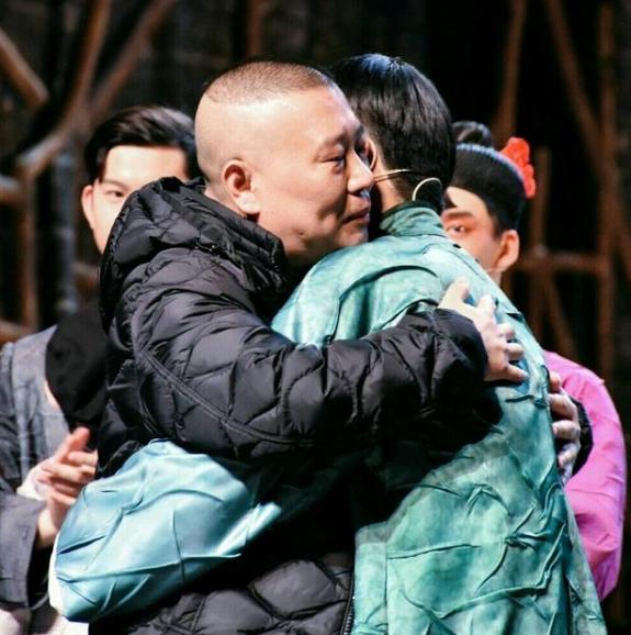 苏-30与苏-27的区别，性能、技术及应用领域的差异分析，苏-30与苏-27性能、技术及应用领域差异解析，深度探究两款战机之差异