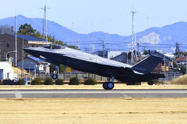 日本是否害怕歼-20,空中力量的新维度与战略考量,歼-20与日本空中力量的战略考量与新维度挑战