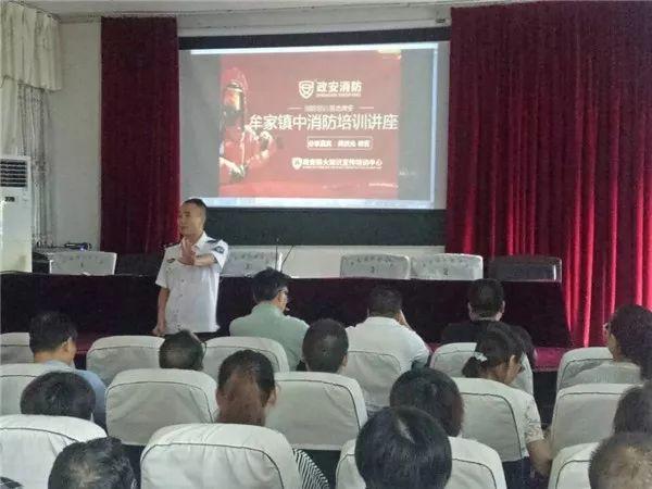 香港最准六肖中特期期准特下载，揭秘彩票预测的真相，揭秘香港最准六肖中特期期准特下载，彩票预测真相探索