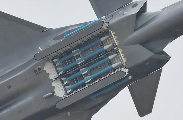 歼-20载弹量研究,深度解析与探讨,歼-20载弹量深度研究与解析