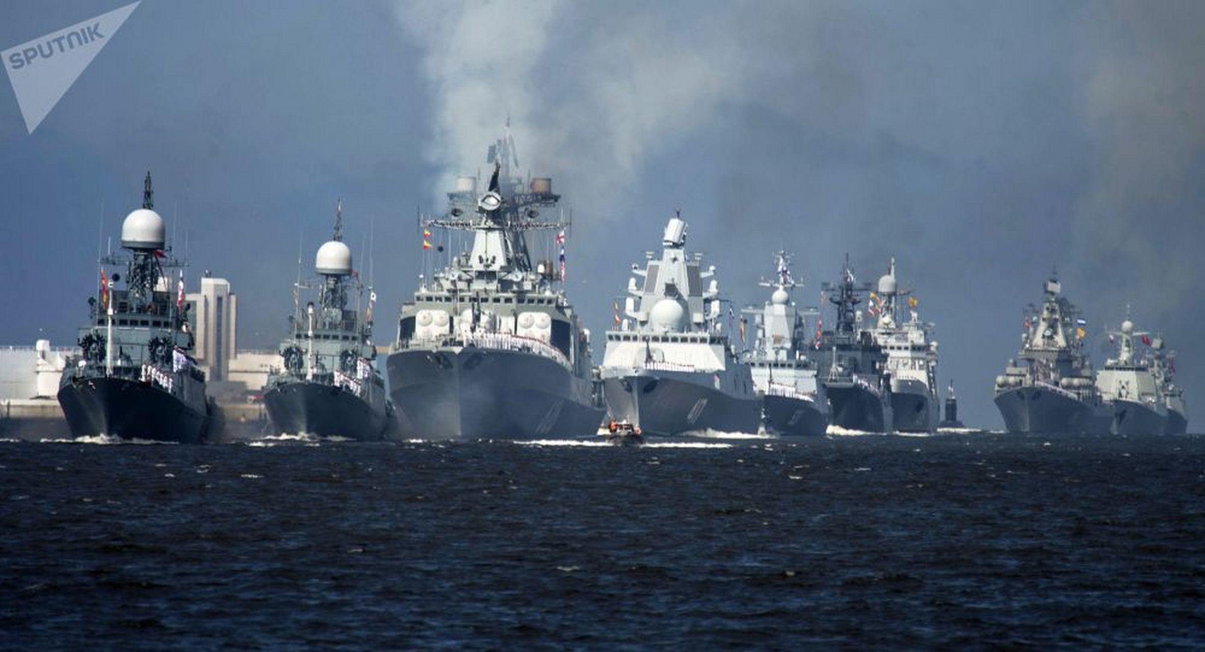 俄罗斯军事力量视频,揭示全球顶尖军事力量的风采,俄罗斯军事力量展示,全球顶尖军事风采揭秘