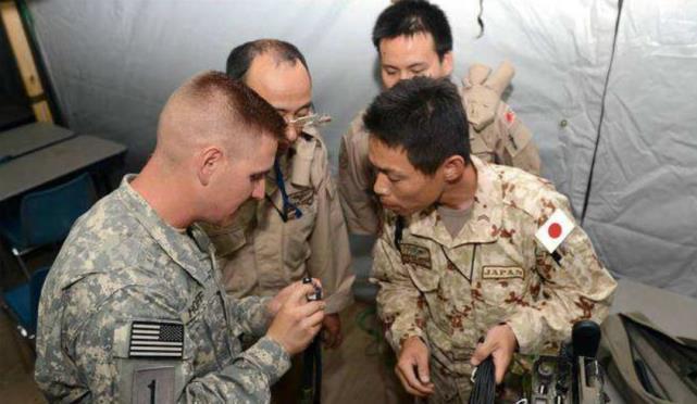 集团军总部,战略决策的核心与协调力量的枢纽,集团军总部,战略决策核心与协调力量枢纽