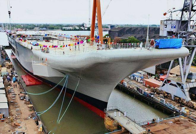 俄罗斯军舰下水,揭示全球海军力量的新动态与战略意图(2022年),俄罗斯军舰下水,全球海军力量新动态与战略意图揭秘(2022年聚焦)