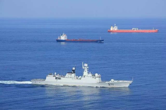 亚丁湾护航的真实原因,全球安全与经济利益的交织,亚丁湾护航背后的全球安全与经济利益交织