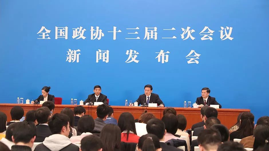 全国两会首场新闻发布会,聚焦热点,展望未来发展,全国两会首场新闻发布会聚焦热点,展望未来发展蓝图