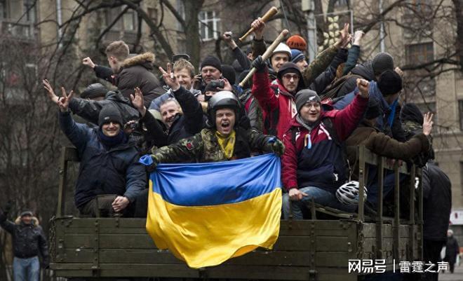 俄罗斯即将崩溃,一个过度解读的论调,俄罗斯面临困境,过度解读的论调质疑其未来?