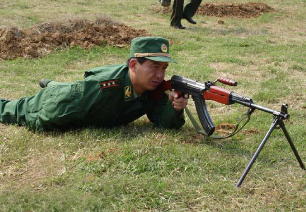 丁晓兵受伤时的军衔,英勇与担当的象征,丁晓兵受伤时的军衔,见证英勇与担当的荣耀时刻