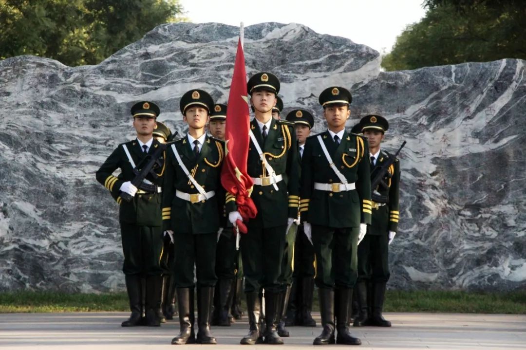 国旗护卫队最新图片,荣耀与责任的象征,国旗护卫队风采,荣耀与责任的象征图片展示
