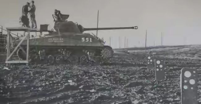 虎式与黑豹,究竟哪个更厉害?,虎式与黑豹,谁更胜一筹?