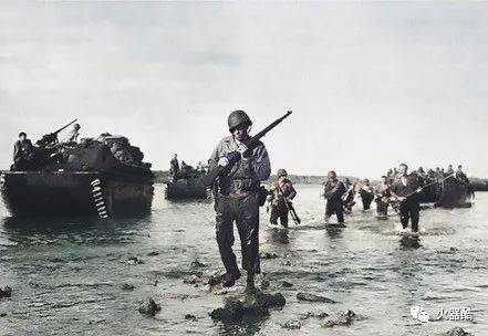 新浪军事与今日头条,两大平台的军事新闻探析,新浪军事与今日头条军事新闻深度探析