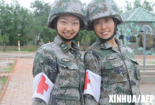 东部战区女兵军演,展现新时代巾帼英雄风采,东部战区女兵军演,新时代巾帼英雄展现风采