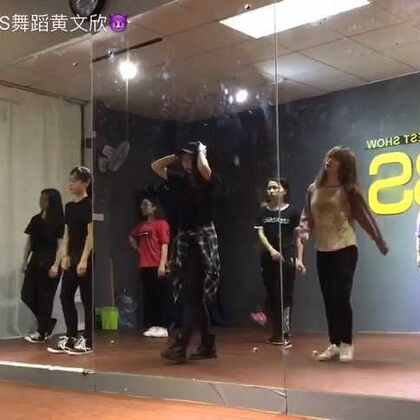 黄文欣,一个闪耀的名字,黄文欣,名字闪耀,成就非凡人生