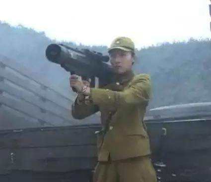 裤兜里藏手榴弹,一则警示社会的真实故事,裤兜藏手榴弹,一则社会警示的真实故事