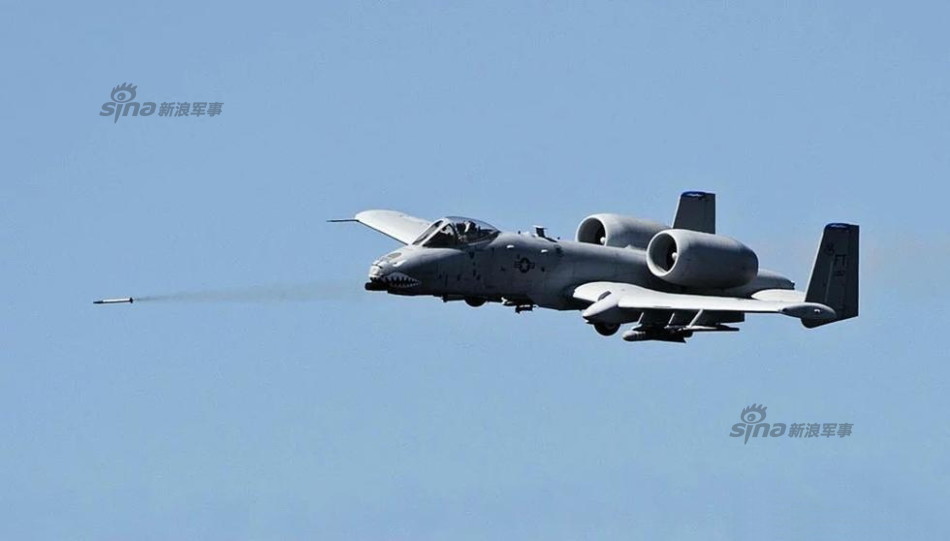 震惊全球,A-10攻击机击落飞机的背后故事,揭秘A-10攻击机击落飞机的震撼真相