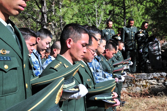 亚东县部队,守护边疆的钢铁长城,亚东县部队,边疆的钢铁长城守护者