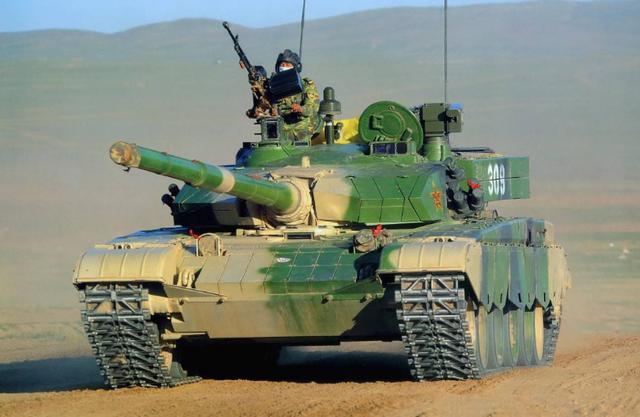 探究96式主战坦克的外形尺寸特点,探究96式主战坦克的外形尺寸特点解析