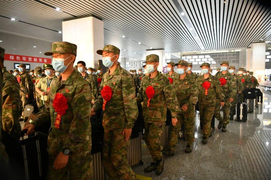 关于武警部队司令员在2022年的重要职责与角色分析,武警部队司令员在2022年的关键职责与角色解析