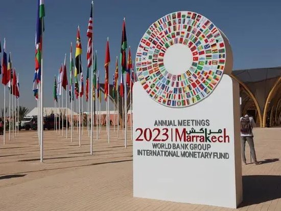 国际观察，世界经济复苏中的中国动力，世界经济复苏背后的中国动力，国际观察视角