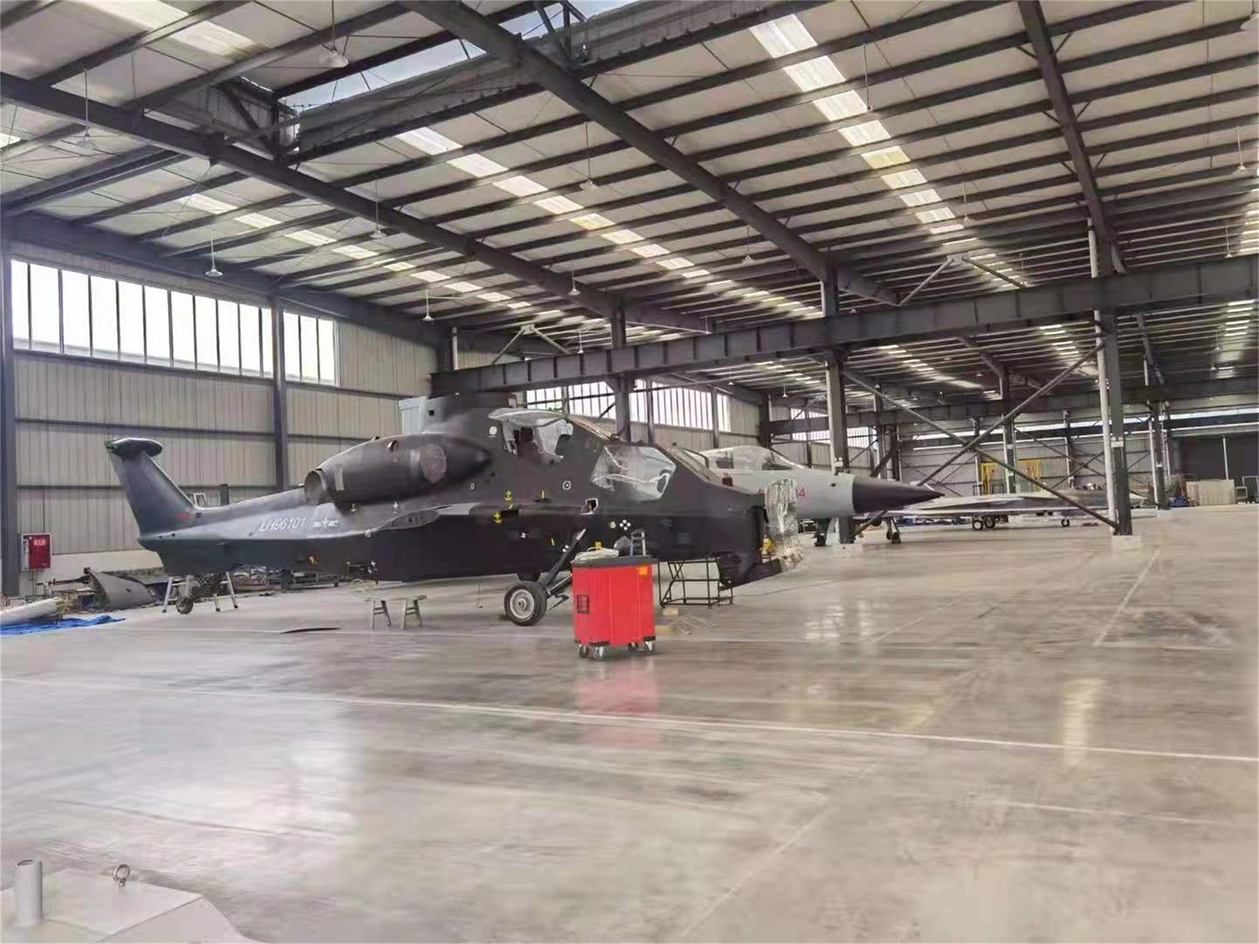 国防军事模型供应商的角色与重要性,国防军事模型供应商的角色与影响力不可或缺