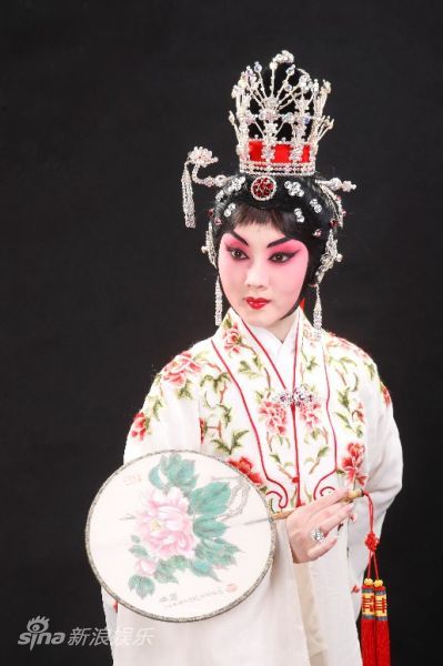 演员丁晓君个人简历,丁晓君的个人简历介绍