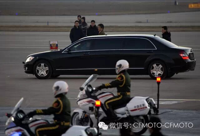 普京国宾护卫队视频,荣耀与力量的展现,普京国宾护卫队,荣耀与力量的瞬间展现