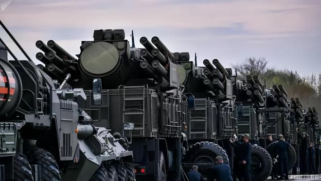 美军装备故障，挑战与应对策略，美军装备故障，挑战与解决方案