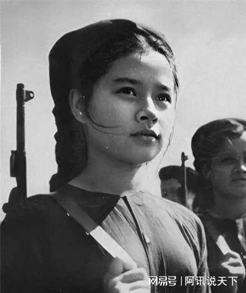 中国女兵被越南活抓,历史背后的真相与反思,中国女兵被越南活抓,历史真相与深刻反思