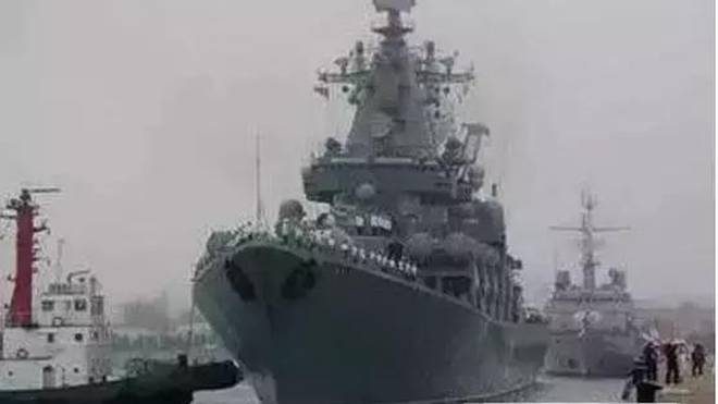 瓦良格号规格深度解析，瓦良格号规格深度解析，揭秘其强大性能与特点