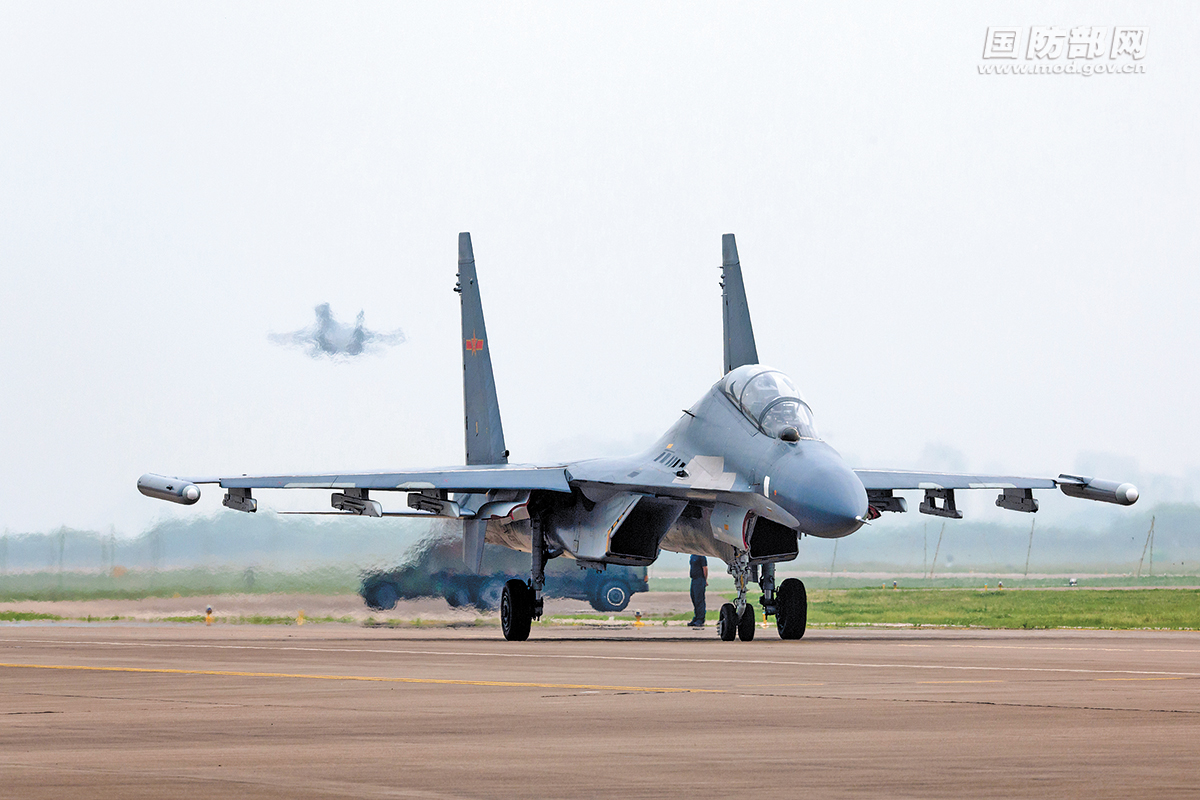 空军飞行旅编制,结构、职责与重要性,空军飞行旅,编制、职责及战略重要性解析