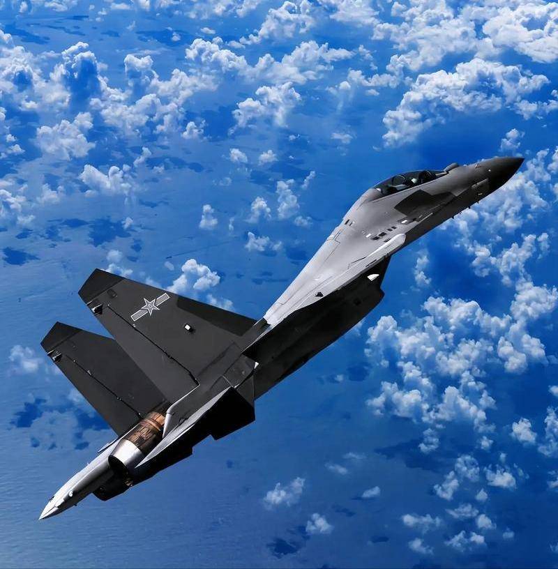 中国空军先进武器，展现空中力量的尖端技术，中国空军尖端武器技术，展现空中力量的震撼实力