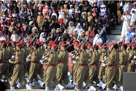 卡塔尔阅兵中的中式风采，卡塔尔阅兵展现中式风采