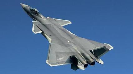 歼20与歼16高产,中国空军力量的双翼振翅,中国空军双翼振翅,歼20与歼16的高产力量展现