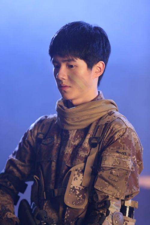 杨根思的部队现在还在吗？历史的传承与现实的延续，杨根思部队的历史传承与现状，英雄精神的延续与发扬