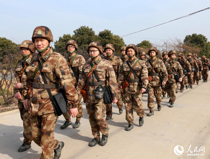 一个军与一个集团军,力量与协同的完美结合,军与集团军,力量与协同的巅峰融合