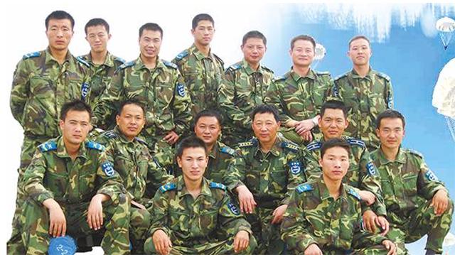 空降兵第15军各旅旅长概览，空降兵第15军各旅旅长概览及职责解析