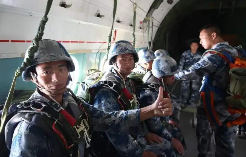 空降兵第15军各旅旅长概览,空降兵第15军各旅旅长概览及职责解析