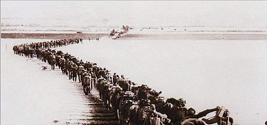 中国人民志愿军的英勇篇章,回望1950年10月19日,回望历史,中国人民志愿军英勇篇章——纪念抗美援朝出兵日(1950年10月19日)