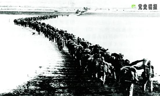 中国人民志愿军的英勇篇章,回望1950年10月19日,回望历史,中国人民志愿军英勇篇章——纪念抗美援朝出兵日(1950年10月19日)