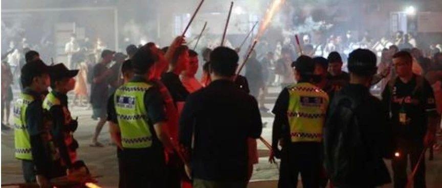 依法治军与从严治军中存在的矛盾探究,依法治军与从严治军中矛盾探究,挑战与解决之道