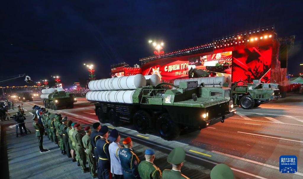 中国参加白俄罗斯阅兵,深化军事合作与友谊的象征,中国参加白俄罗斯阅兵,深化军事合作与友谊的里程碑