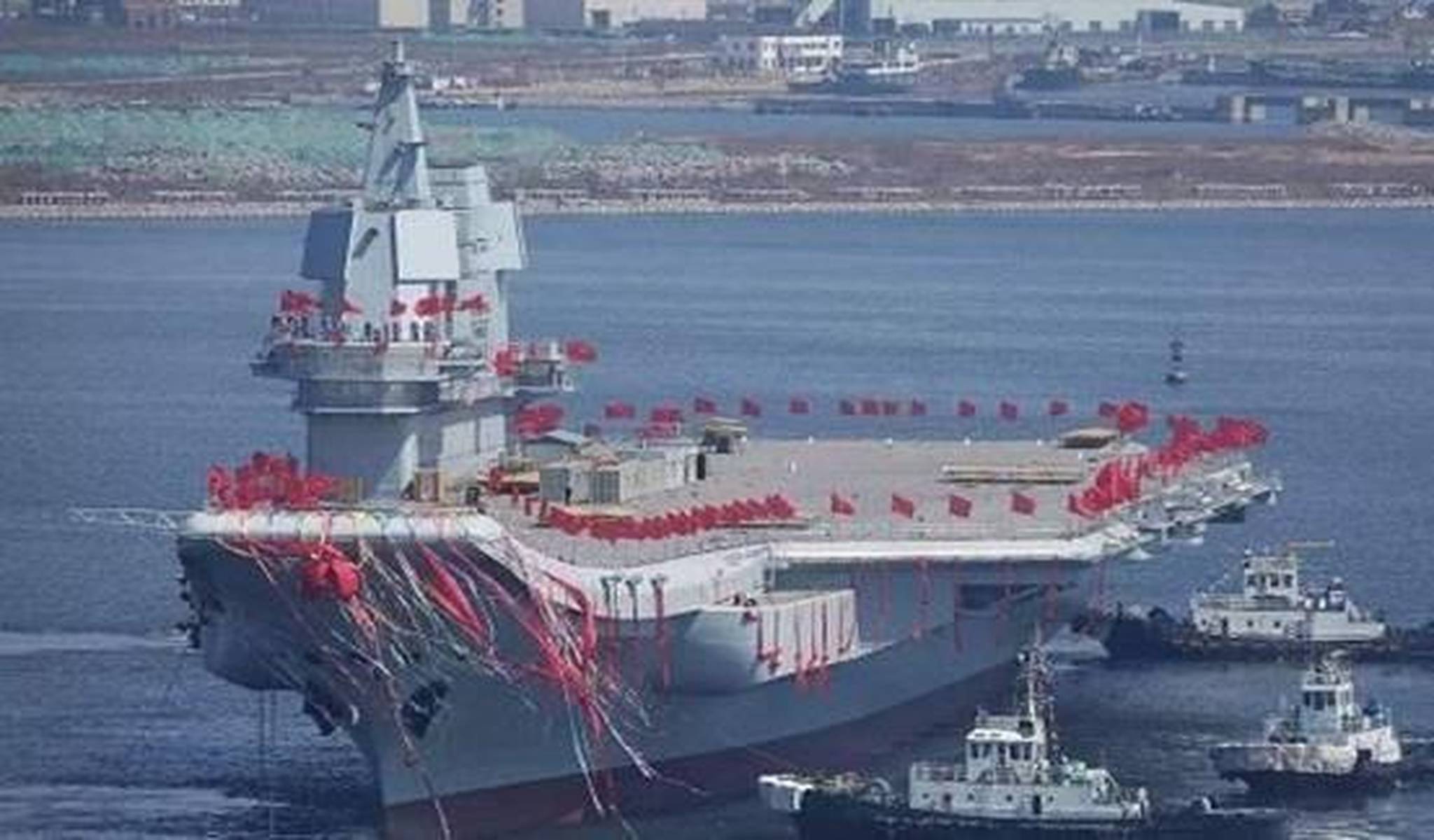 我国第二艘航母,迈向深蓝,展现大国力量,大国力量展现,我国第二艘航母迈向深蓝