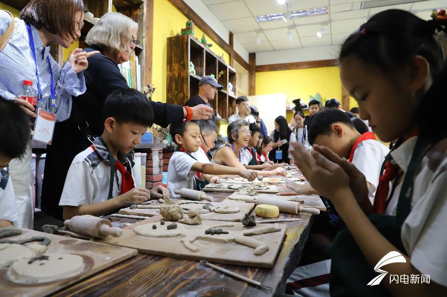 雅克-28战斗机尺寸,探究其设计与性能特点,雅克-28战斗机设计与性能特点解析,尺寸揭秘