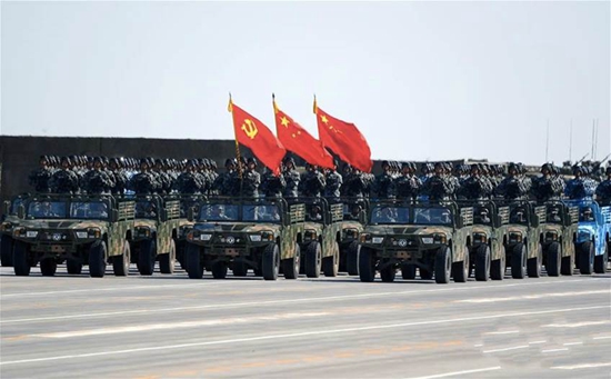 沙场阅兵高清图片,展现军事荣耀与力量,沙场阅兵高清图片,展现军事荣耀与力量的瞬间