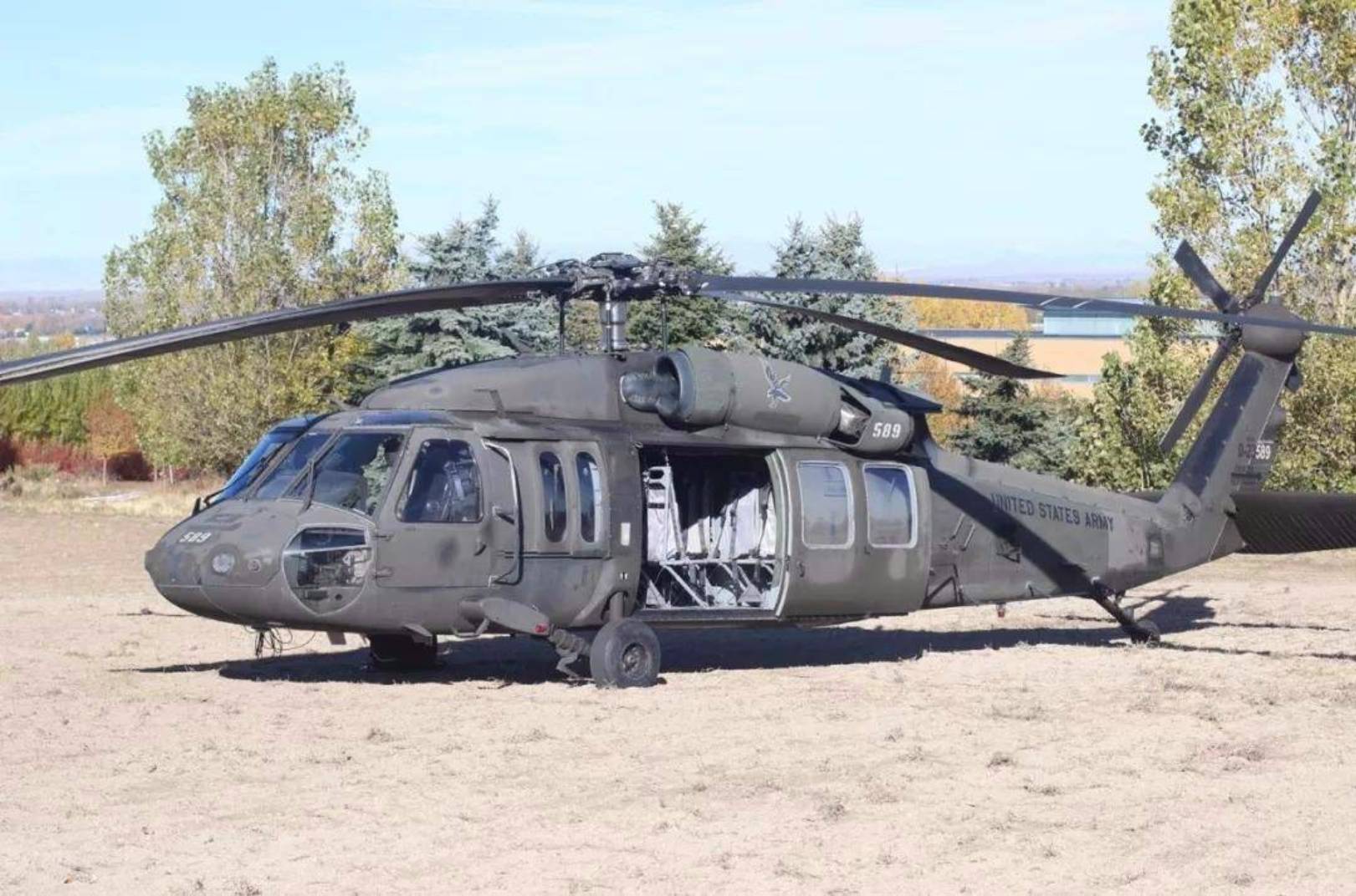 中国黑鹰直升机退役,回顾与前瞻,中国黑鹰直升机退役,回顾历程,前瞻未来